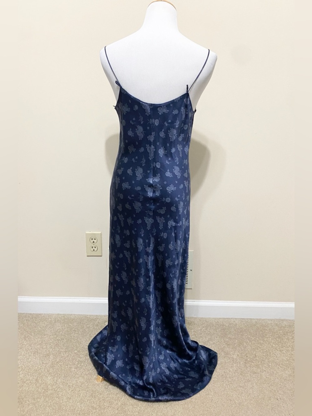 Vince Floral Slip Dress in Calico Floral & Coastal Navy Blue - Picture 3 of 8